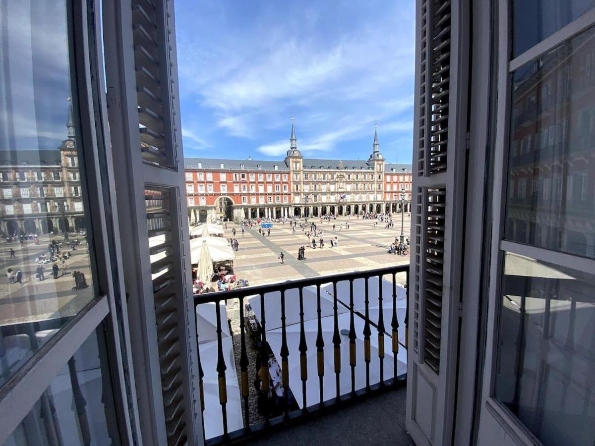 Big Apartment In Plaza Mayor In Madrid Spain Buitenkant foto